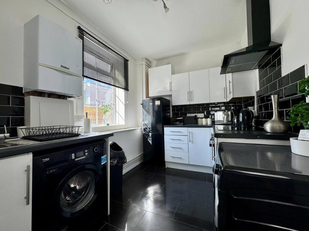 Luxury Flat By Tower Bridge, - 2 Bedrooms, Free Parking Apartamento *